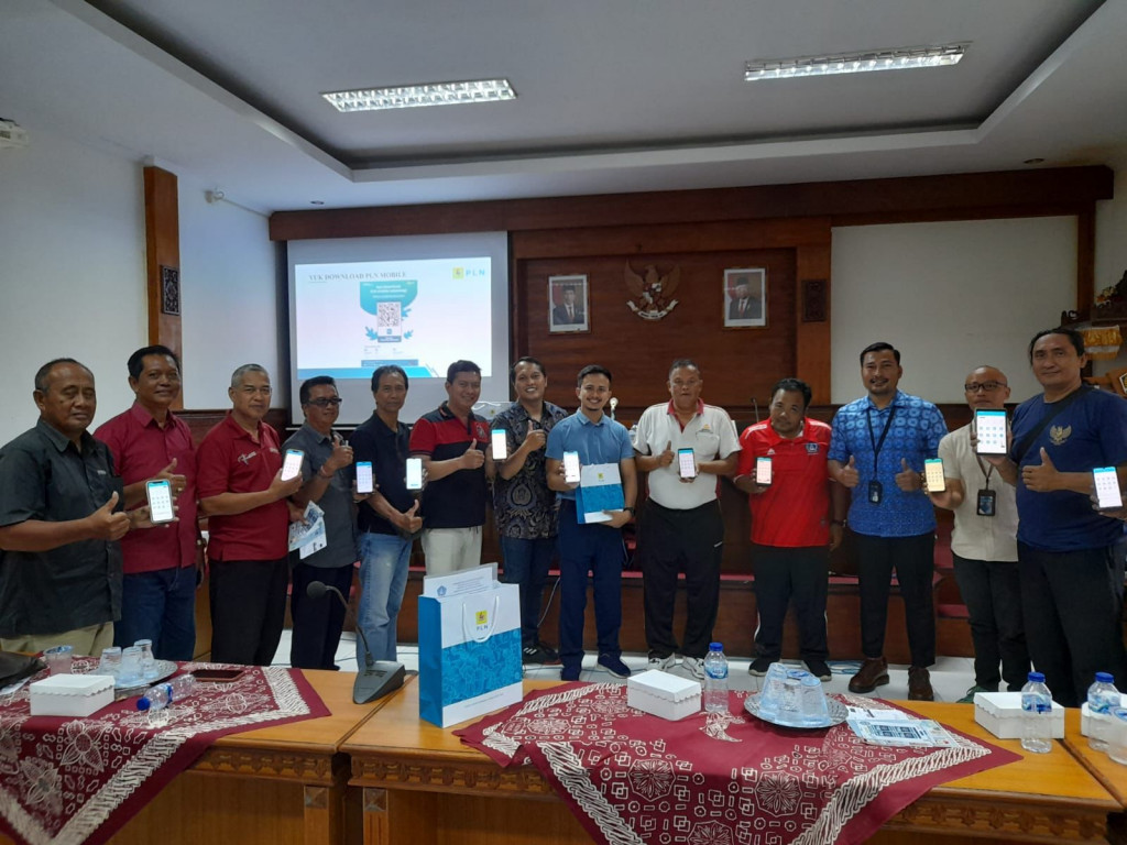 Kantor Lurah Tanjung Benoa memfasilitasi PLN dalam Sosialisasi Program Aplikasi PLN ICON+